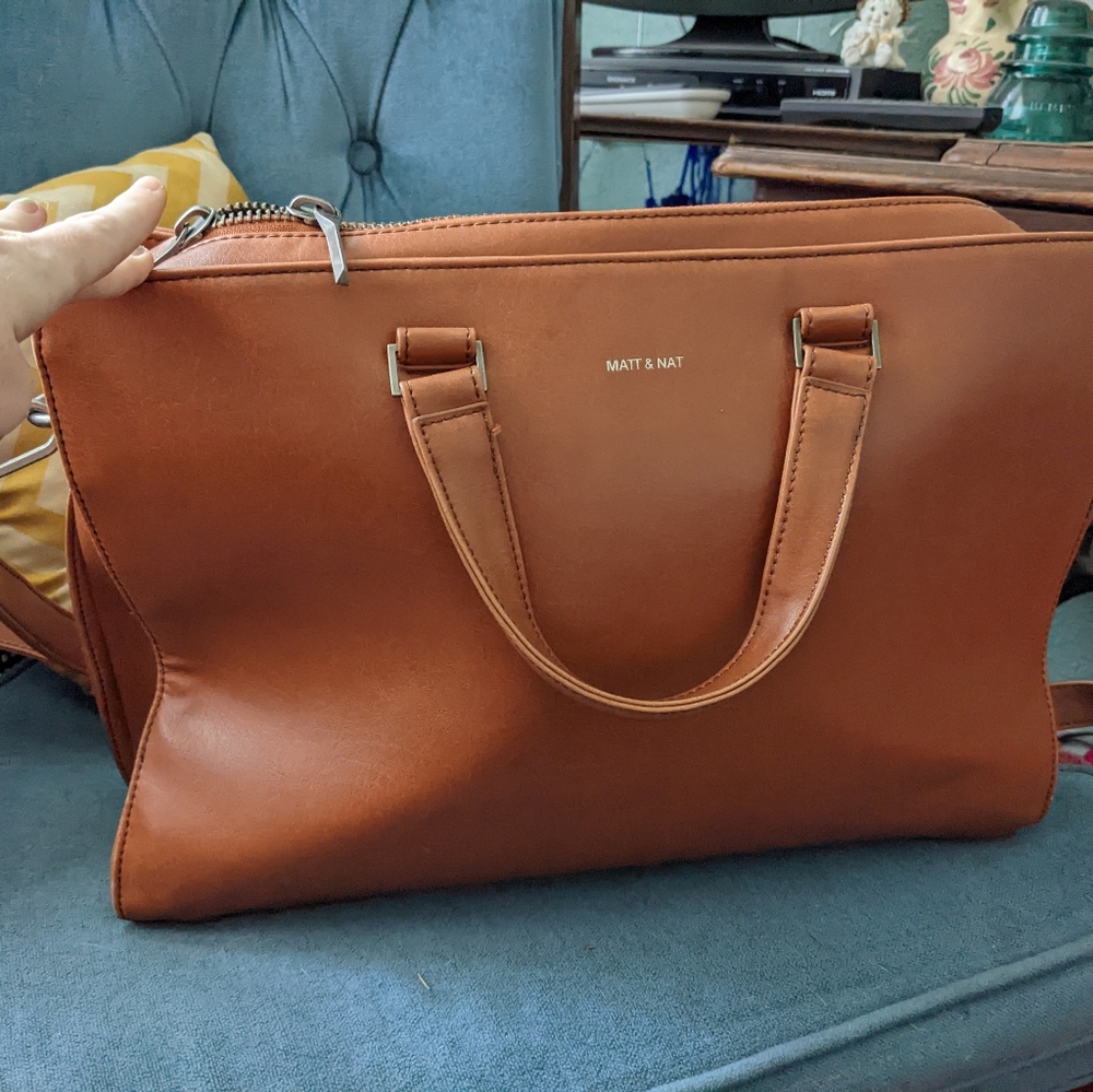 Matt & Nat "DAVID" vegan leather laptop satchel